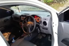 Nissan AD Wagon