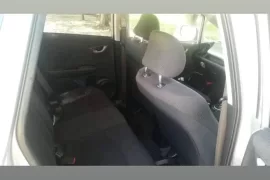 Honda Fit Hybrid  2012