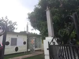 Move-in ready renovated 4 Bedroom house for rent.