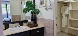 Apartment 3 bed 3 bath furnished