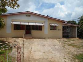 7 Bedroom 6 Bathroom  House for sale in Hillside Knockpatrick Mandevil