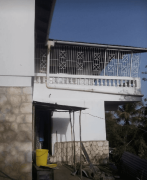 Three And A Half Bedrooms Two And A Half Bathroom