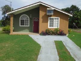 2 BEDROOM /1 BATHROOM HOUSE
