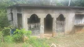 5 3/4 Acres With Unfinished 2Bedrooms