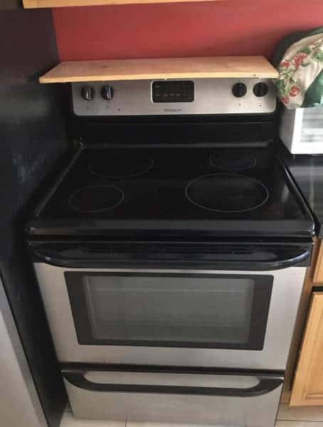 Glass top electric stove