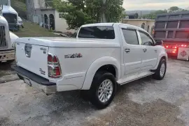 2015 toyota hilux vigo