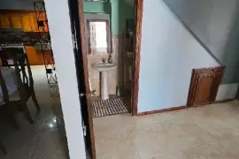 2 Bedrooms, 2.5 Bathrooms House