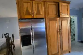 2 Bedrooms, 2.5 Bathrooms House