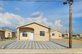 2 Bedrooms, 1 Bathroom House