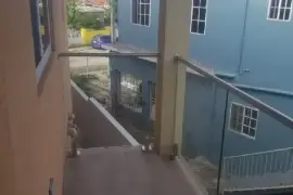 2 Bedrooms, 2 Bathrooms Apartment