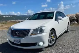 2011 Toyota crown Majesta