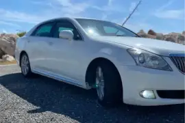 2011 Toyota crown Majesta