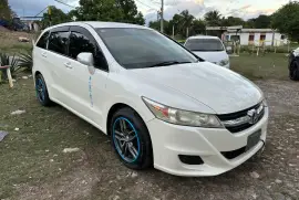 Honda Stream 2012