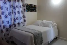 2 Bedrooms 1 Bathrooms House