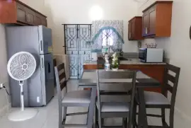 2 Bedrooms 1 Bathrooms House