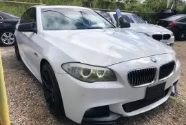 2011 BMW sport 528i
