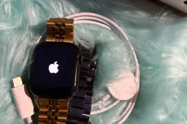 Apple Watch 8 45mm No fault. No idlers
