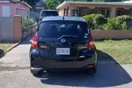 Nissan note 2018 clean