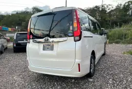2015 Toyota Noah