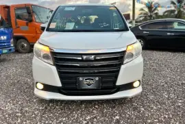 2015 Toyota Noah