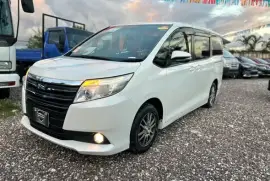 2015 Toyota Noah