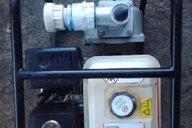 1/2" Bison water pump