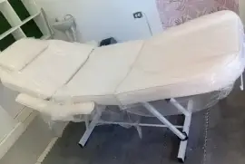 Spa Chair/Bed with Rolling Stool
