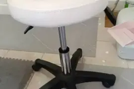 Spa Chair/Bed with Rolling Stool