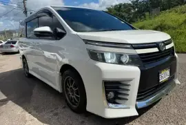 2014 Toyota voxy fully loaded