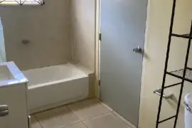 Unfurnished 2 Bedroom, 1 Bathroom Detached House