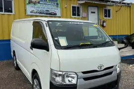 2015 Toyota Hiace Freezer