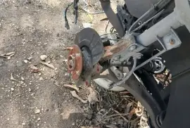 09 suzuki vitara two front hub with cv joint