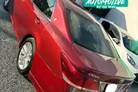 2014 Toyota Crown Athlete