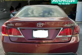 2014 Toyota Crown Athlete