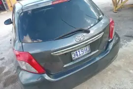 2013 Toyota Vitz