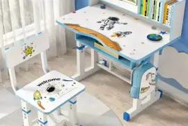 Kids Table &amp; Chair