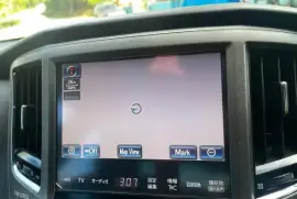 2013 up Toyota Crown Radio