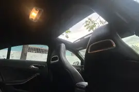 Mercedes Benz CLA-180 AMG