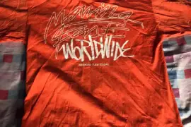 zara orange T-shirt
