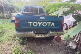 1990 Toyota Pickup