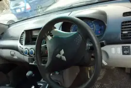 2008 Mitsubishi L-Touring (L200 sport)