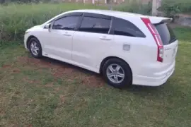 2012 Honda Stream Wagon