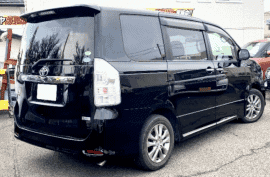 TOYOTA VOXY 2012  WHATSAPP +817027961938