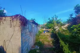 Land with small structure