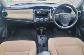 2013 Toyota axio