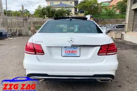 2015 Mercedes Benz E250 sunroof