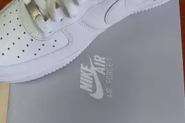 White Nike Air Force