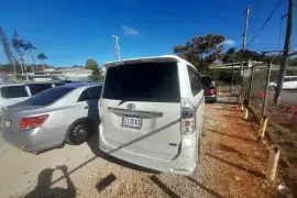 2012 Toyota Voxy