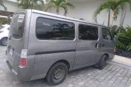 2011 Nissan Caravan