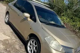 Nissan Tida 2008